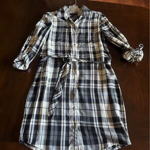 Banana Republic size 0 flannel shirt dress black ivory plaid xs